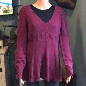Women's Burgundy flattering sweater